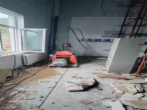 安仁地基基础下沉墙体裂缝加固注浆顶升施工